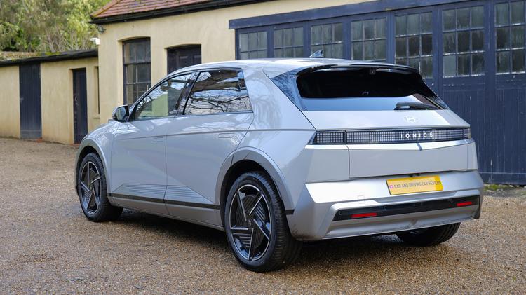 HYUNDAI IONIQ 5 ELECTRIC HATCHBACK 168kW Premium 84 kWh 5dr Auto